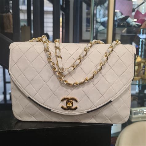 sac chanel blanc vintage